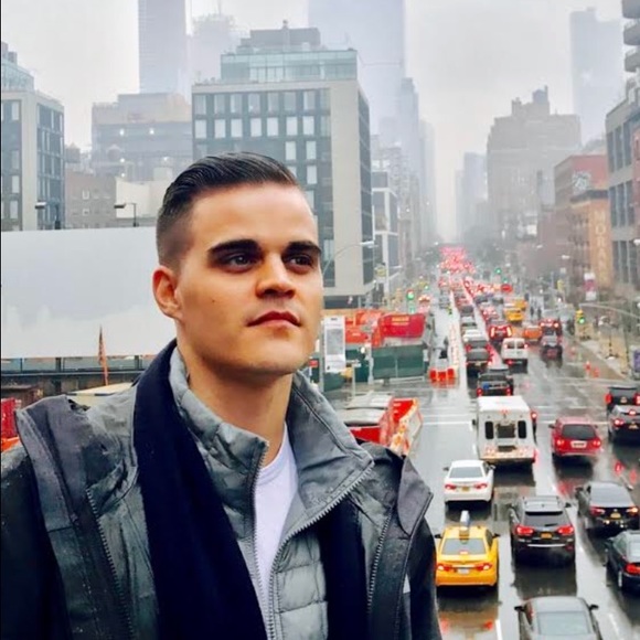 Meet your Posher, Blake - Picture 1 of 2